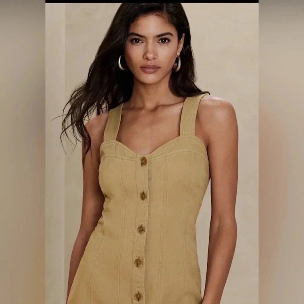 NWT Banana Republic Sleeveless Button Down mini dress